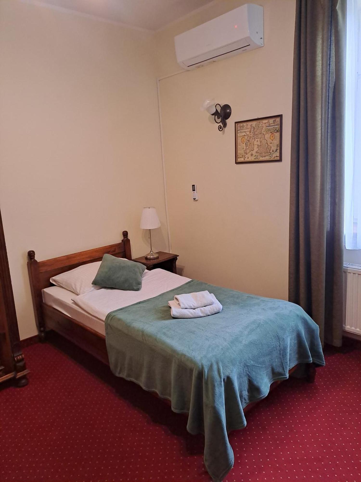 Hotel Aslan Tarnowskie Góry 外观 照片